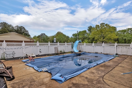 Country Home for Sale in Lewis County, Tennessee - image 35