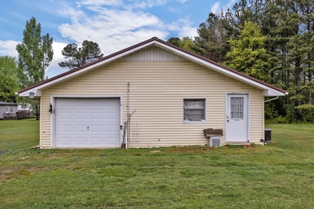Country Home for Sale in Lewis County, Tennessee - image 34