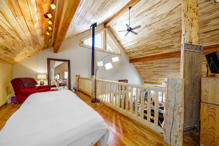 This Custom Cabin Epitomizes Mountain Living At It's Finest - image 27