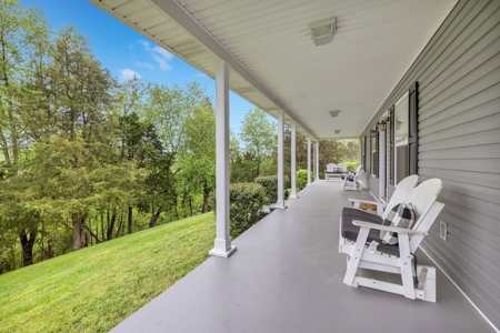 Country Home for Sale in Hickman County, Tennessee - image 5