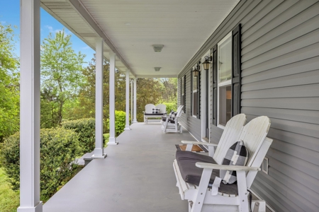 Country Home for Sale in Hickman County, Tennessee - image 6