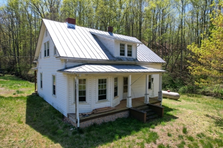 Fixer-Upper Located In Patrick County, Va - image 4