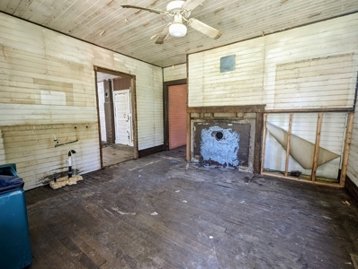 Fixer-Upper Located In Patrick County, Va - image 11
