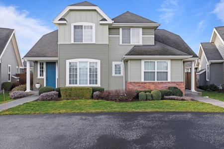 3 bedroom 2 bathroom townhome for sale in College Place - image 1