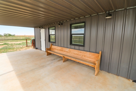 Country Home in New Home ISD with room for livestock - image 33