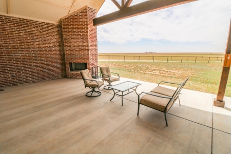 Country Home in New Home ISD with room for livestock - image 37