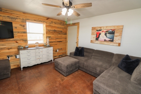 Country Home in New Home ISD with room for livestock - image 23