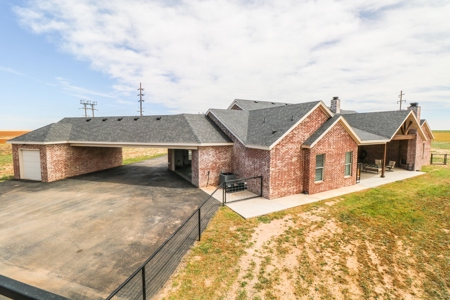 Country Home in New Home ISD with room for livestock - image 35