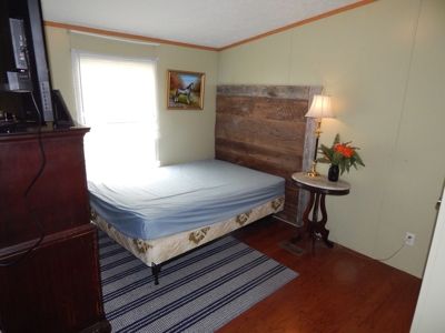 Tn Country Home on 7.34 Acres with Creek Frontage! - image 15