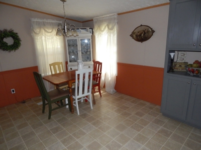 Tn Country Home on 7.34 Acres with Creek Frontage! - image 13