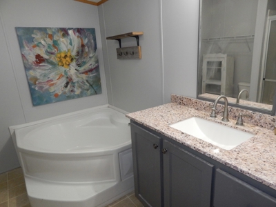Tn Country Home on 7.34 Acres with Creek Frontage! - image 23