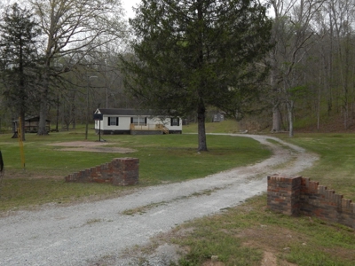 Tn Country Home on 7.34 Acres with Creek Frontage! - image 32