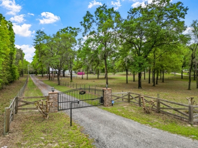 Country home for sale in HIGH SPRINGS, FL - image 4