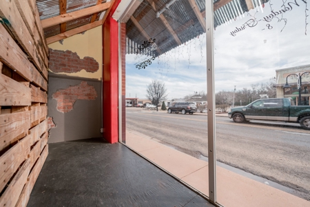 Commercial Retail Space for Sale in Hughes Springs, TX - image 34