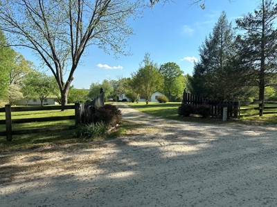 Discover Serenity: 10-Acre Paradise Awaits In Victoria, VA - image 22