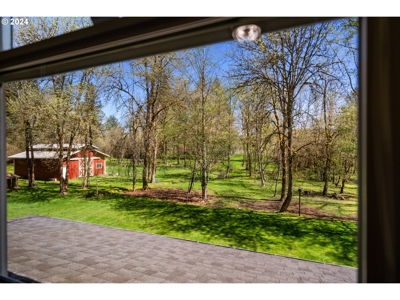 Country Home on Land For Sale in Battle Ground, WA! - image 26