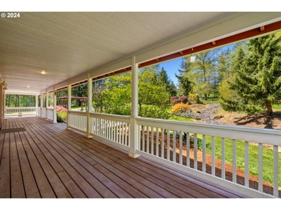 Country Home on Land For Sale in Battle Ground, WA! - image 8