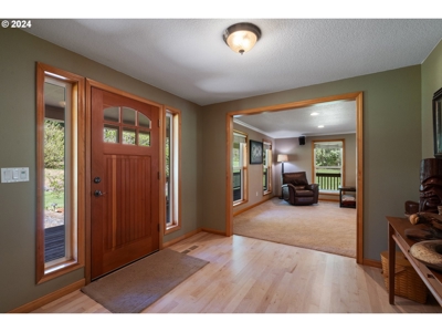 Country Home on Land For Sale in Battle Ground, WA! - image 12