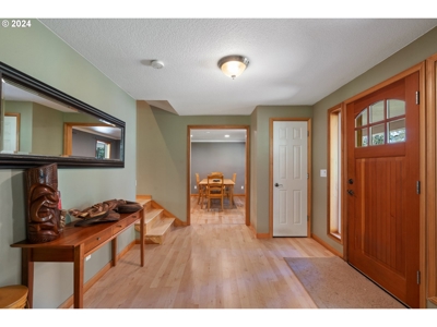 Country Home on Land For Sale in Battle Ground, WA! - image 11