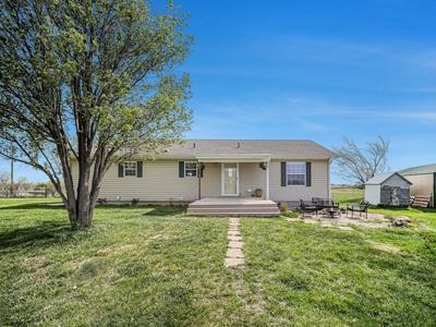 Equine acreage near Lincoln, Nebraska! - image 9