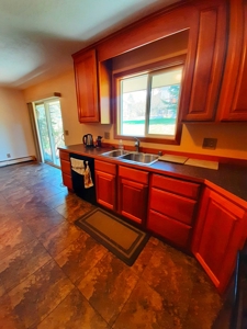 Country Home W/Fenced Yards & Gardens In Missoula Montana - image 24