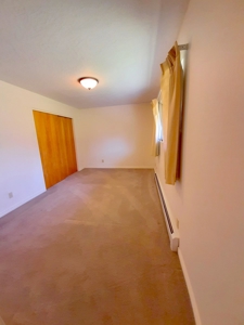 Country Home W/Fenced Yards & Gardens In Missoula Montana - image 18