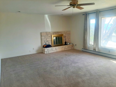 Country Home W/Fenced Yards & Gardens In Missoula Montana - image 25