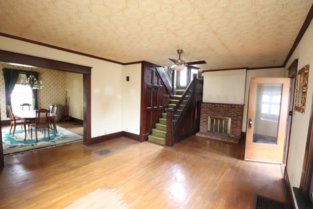 Historic Beauty Awaits at Auction in Delaware Ohio - image 10