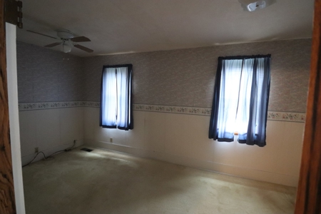 Auction Alert: Charming Cape Cod Home in Knox County, Ohio! - image 22
