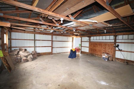 Auction Alert: Charming Cape Cod Home in Knox County, Ohio! - image 37