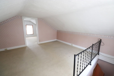 Auction Alert: Charming Cape Cod Home in Knox County, Ohio! - image 26
