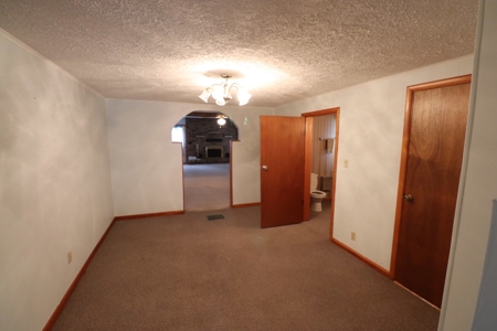 Auction Alert: Charming Cape Cod Home in Knox County, Ohio! - image 18
