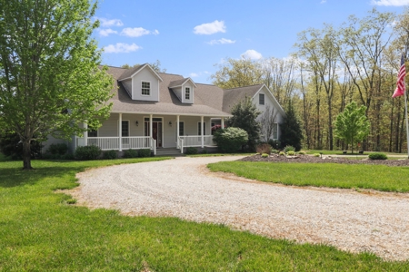 Beautiful Home & Wooded Land in Howell County, Missouri - image 29
