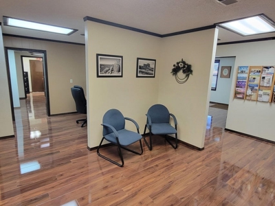 Fully Remodeled Office Space in Moriarty, NM - Torrance Co - image 14