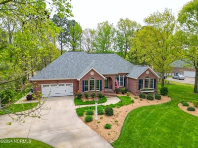 Albemarle Plantation Golf Course Home For Sale - image 5