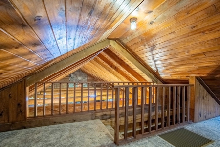 Log Cabin for Sale in Dickson, TN - image 16