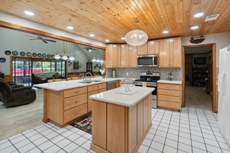 Brick Home 4Br/2Ba In North Central Florida Close To Town - image 16