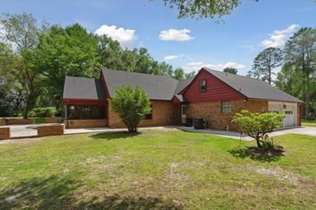 Brick Home 4Br/2Ba In North Central Florida Close To Town - image 34