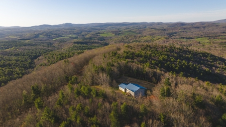 Home with Views for Sale in Floyd VA - image 3