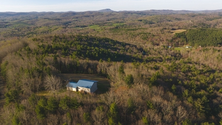 Home with Views for Sale in Floyd VA - image 2