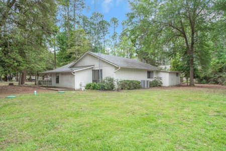 3/2/2 Holly Lake Ranch Home - East Texas - Wood County - image 28
