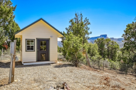 Horse friendly homestead in Southwest Colorado For Sale - image 13