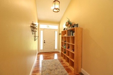 Country home for sale in Monticello KY near Lake Cumberland - image 13