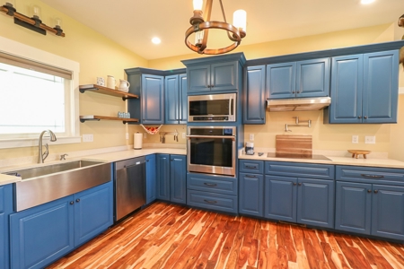 Country home for sale in Monticello KY near Lake Cumberland - image 12