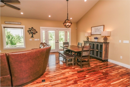 Country home for sale in Monticello KY near Lake Cumberland - image 7