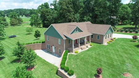 Country home for sale in Monticello KY near Lake Cumberland - image 49