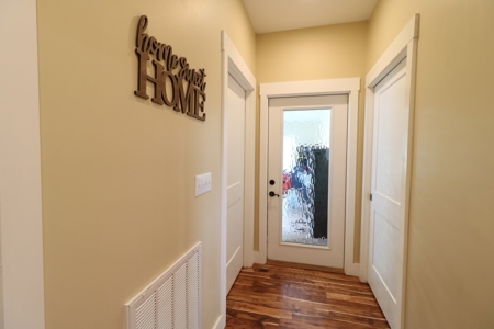 Country home for sale in Monticello KY near Lake Cumberland - image 18