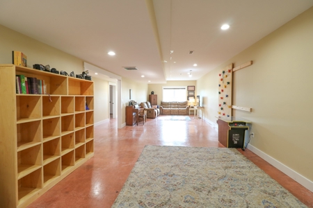 Country home for sale in Monticello KY near Lake Cumberland - image 39