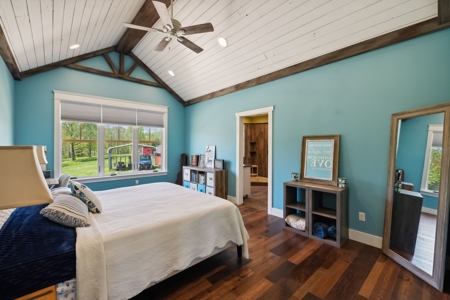 142-Acre Centerville Farm with 3-Bed Home & Views - image 18