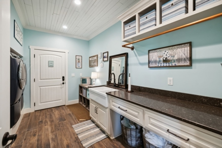 142-Acre Centerville Farm with 3-Bed Home & Views - image 7